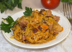 Бигус с мясом Бигус с мясом