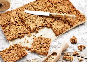Крекер из цельнозерновой муки с отрубями Крекер из цельнозерновой муки с отрубями