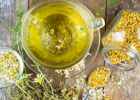 Спринцевание содой, ромашкой при молочнице Спринцевание содой, ромашкой при молочнице